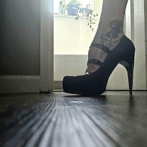 Vero Cuoio Heels Sz 9 Leather Paris Vintage Betty Page Dominatrix Stiletto